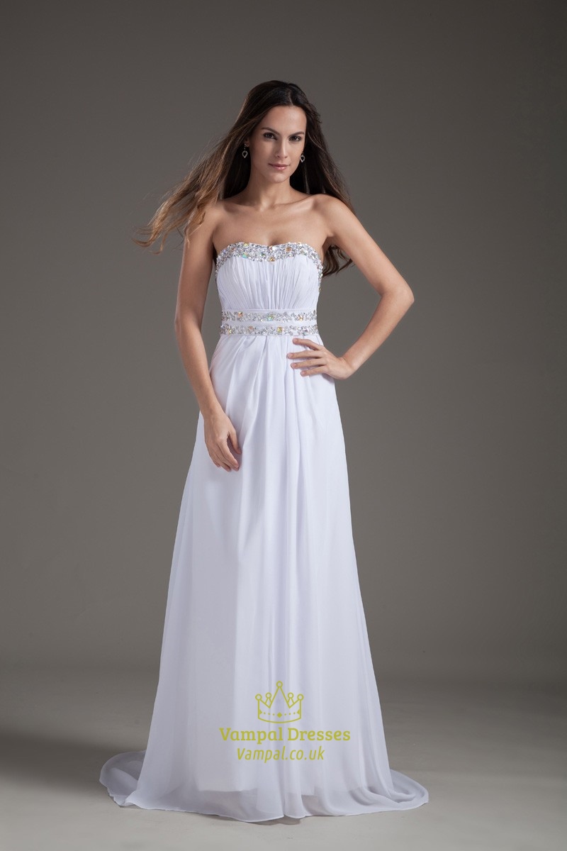 Trägerloses Weißes Chiffon Hochzeitskleid Mit Crystals Und Sequins
