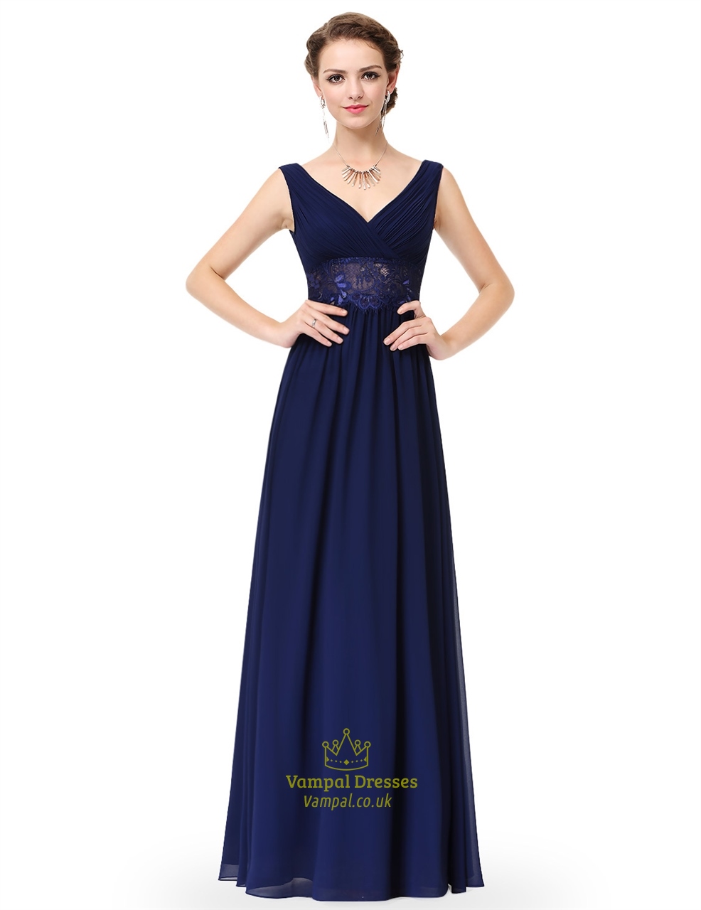 Ärmelloses Chiffon-Prom-Kleid mit V-Ausschnitt, transparenter Taille aus Spitze und Raffungen