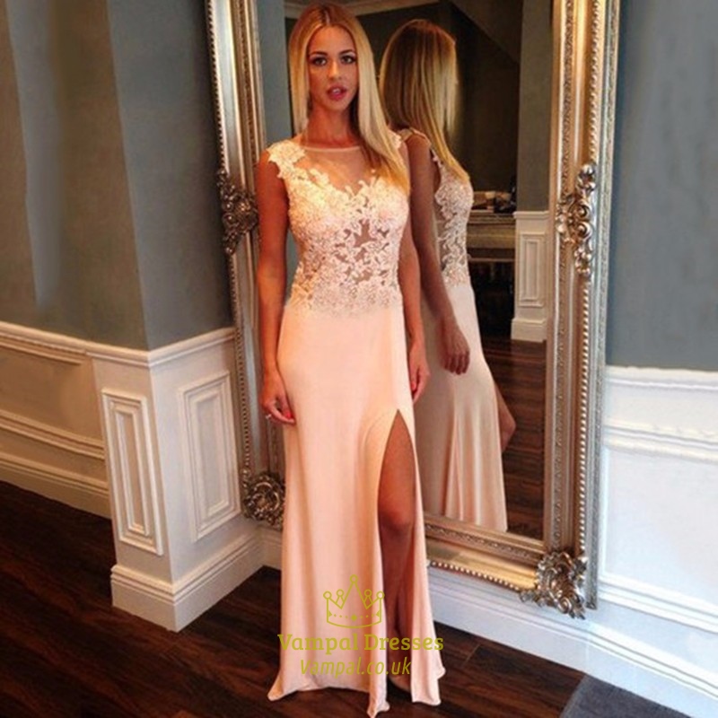 Pfirsichfarbenes langes Chiffon Abendkleid mit Illusionsausschnitt und seitlichen Cut-Outs