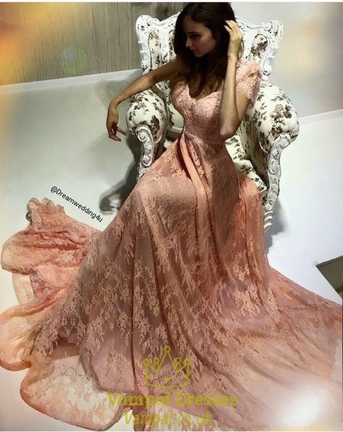 Rosa formelles A-Linien-Kleid in Bodenlänge mit V-Ausschnitt und kurzen Ärmeln