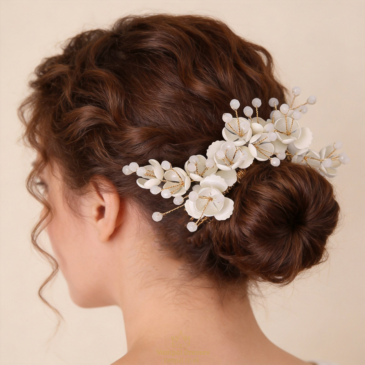 white handmade White Flower Bridal Hair Comb Elegant Beaded Updo Accessory