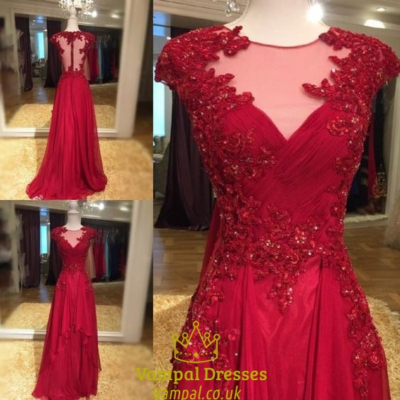 Rotes Chiffon-Abendkleid mit Flügelärmeln, Perlen, Schleppe und Applikation