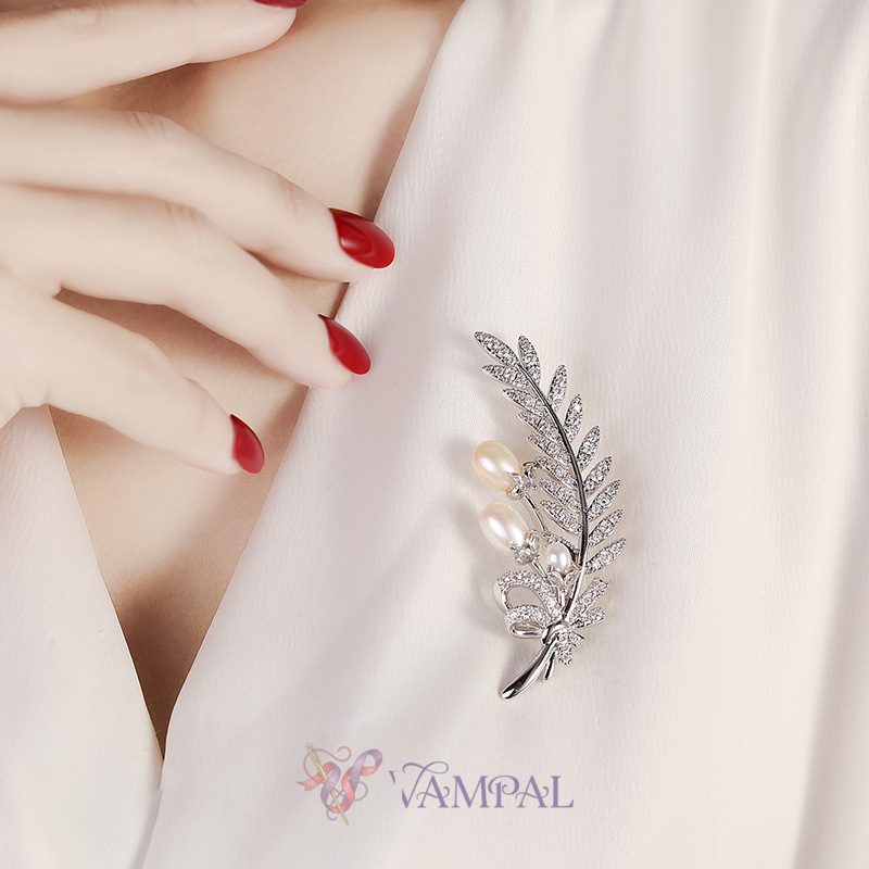Wheat Ear Brooch With Zircon And Natural Pearl Leaf Corsage Pin