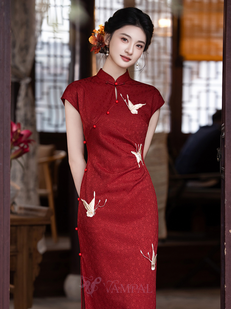 Vintage Rot rotes Jacquard chinesischer Stil Qipao Verlobungskleid mit tailliertem Schnitt
