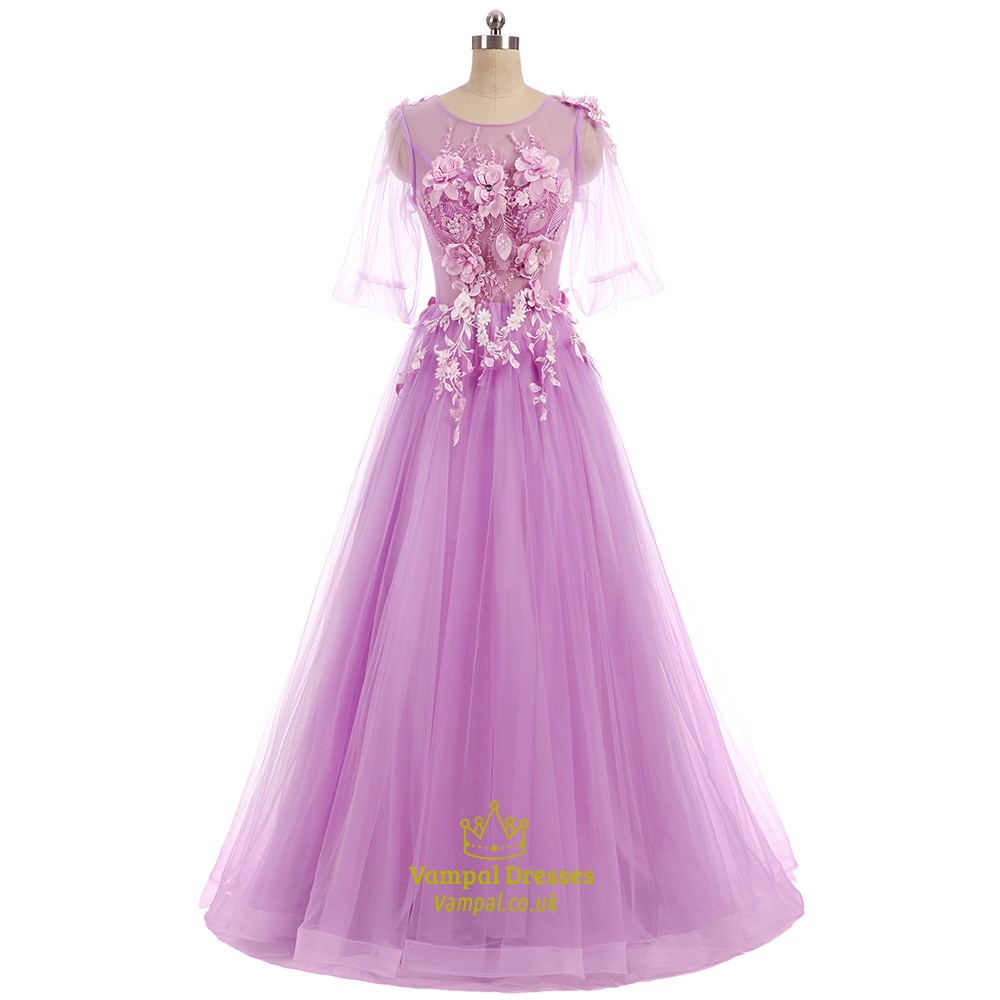 Bodenlanges Abendkleid mit halben Ärmeln und floralen Applikationen