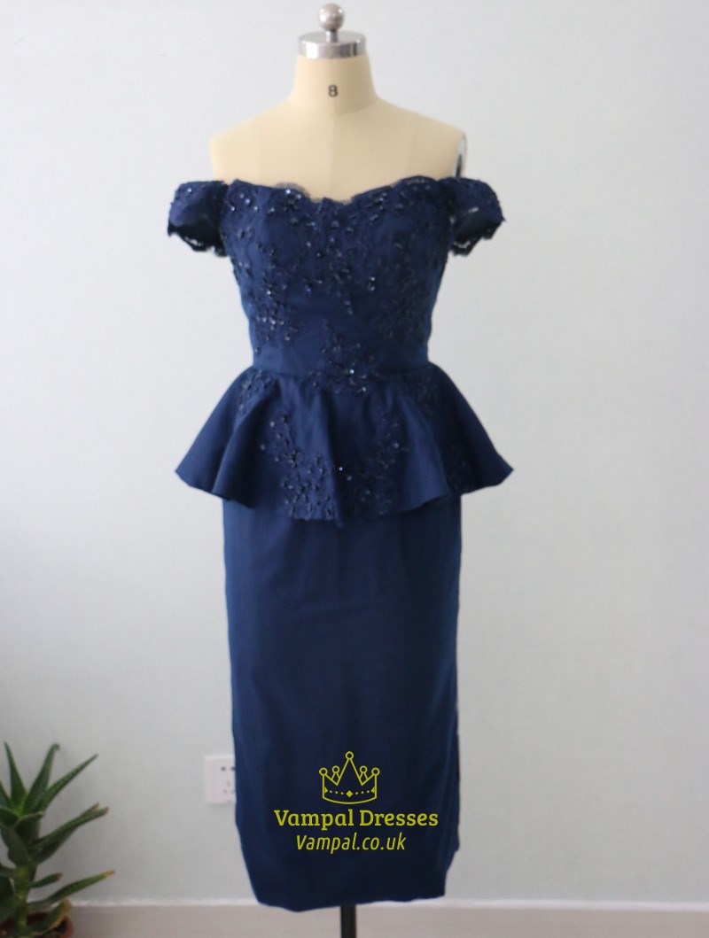 Schulterfreies Peplum Tea-Länge Sheath Spitzen Perlenbesetztes Kleid In Königsblau
