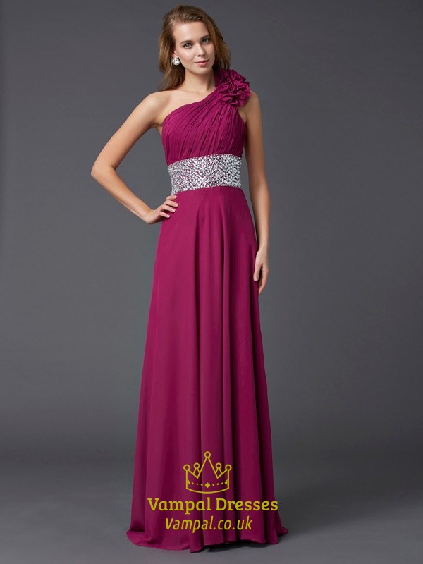 One-Shoulder Abiballkleid aus Chiffon mit Perlenbesatz, Empire-Taille und Blumen-Träger