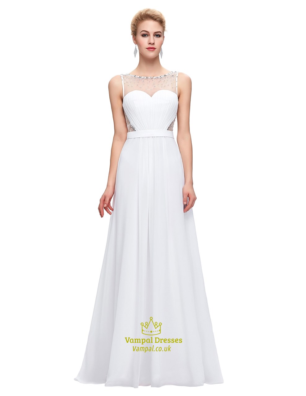 Chiffon-Prom-Kleid in Weiß mit Bateau-Ausschnitt, Illusions-Rücken, Perlen und geraffter Taille