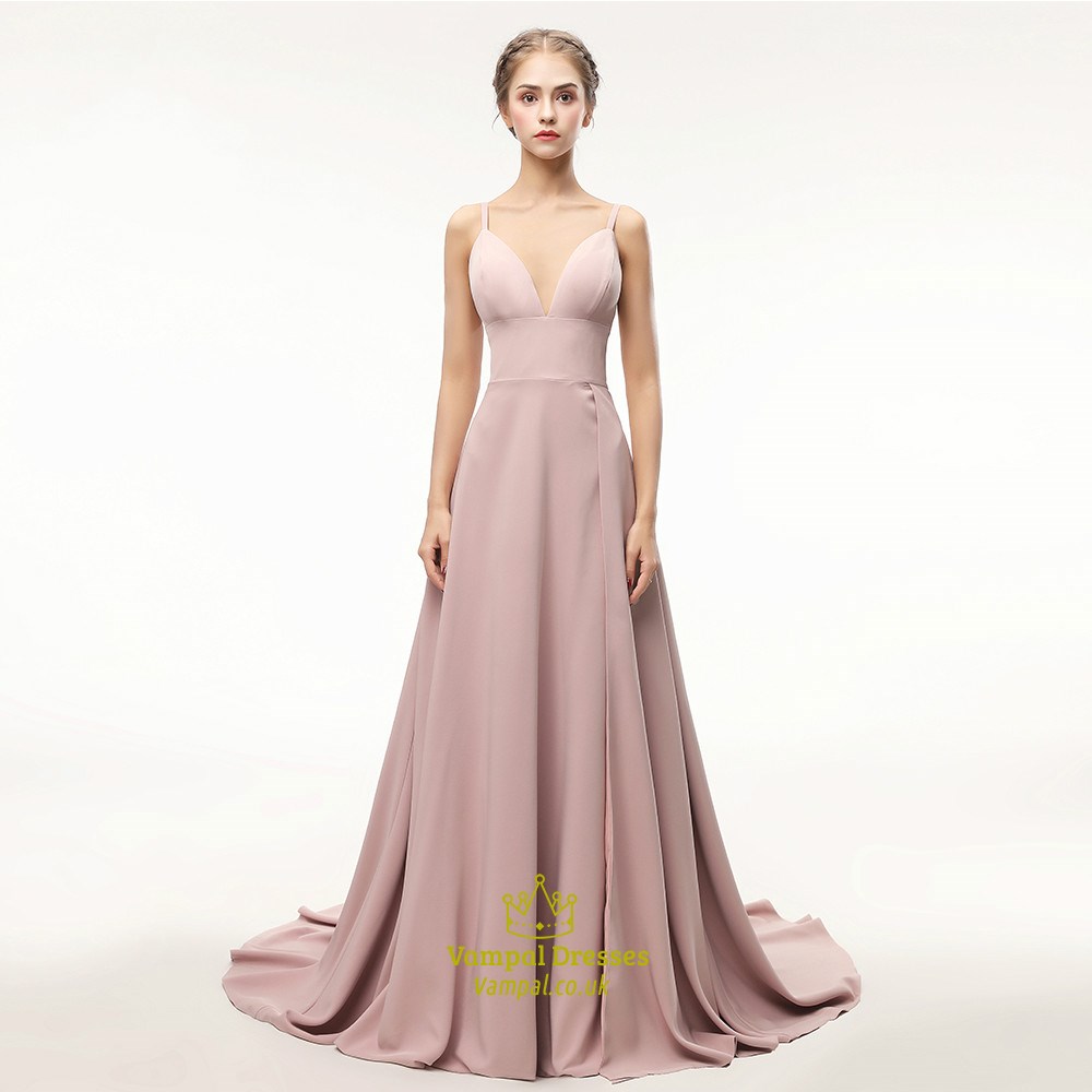Ärmelloses Prom-Kleid mit Spaghettiträgern, Schlitz und Schleppe