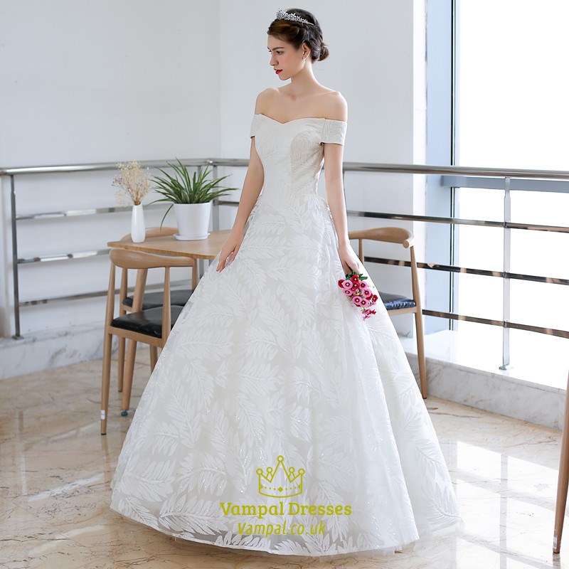 Schulterfreies Hochzeitskleid mit kurzen Ärmeln, Applikation und Schnürrücken