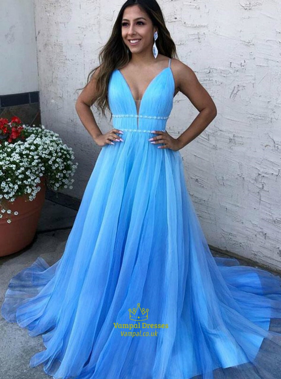 Aqua Blue A-Linie V-Ausschnitt plissiertes Abendkleid mit perlenbesetztem Taillenband