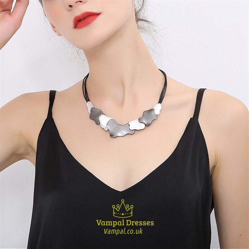 Unregelmäßige Geometrische Metall Charm Anhänger Kurze Choker Halskette