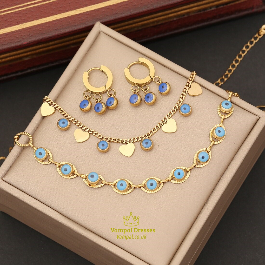 Women's Hollow Out Blue Eyes Heart Charm Clavicle Necklace