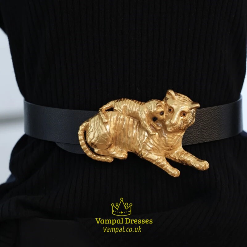 (Genuine Leather Belt For Women: Stylish Korean Version With Big Gold Buckle)