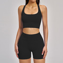 Nahtloses Yoga Set mit High Waist Cycling Shorts