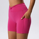 V-Cross Waist Yoga Shorts mit Scrunch Butt für Damen