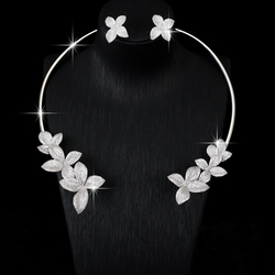 Silver - Necklace + Earrings