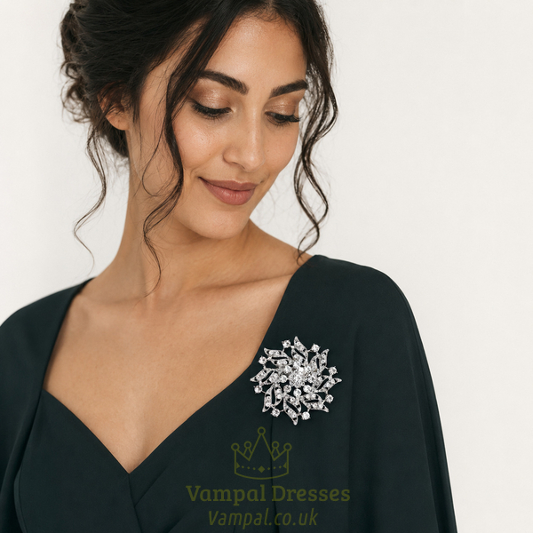 fashionable versatile light luxury brooch rhinestone Flower Brooch For Suit Jacket And Dress