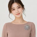 fashionable versatile light luxury brooch rhinestone Flower Brooch For Suit Jacket And Dress