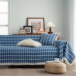 Jacquard Blue And White Check White Tassels