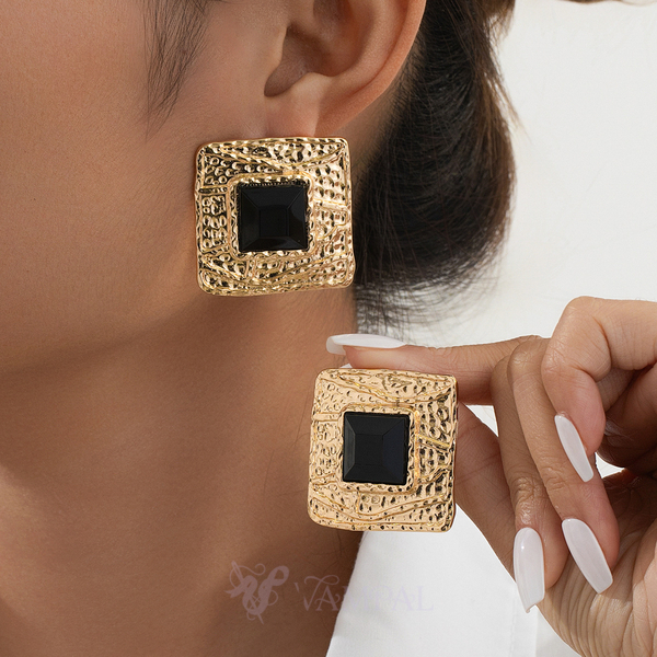 golden retro Black Square Gold-Rimmed Stud Earrings For Women