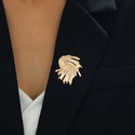 YLC-XZ-2408 Gold Brooch Irregular Embossed Brooch For Women Elegant Business Wear