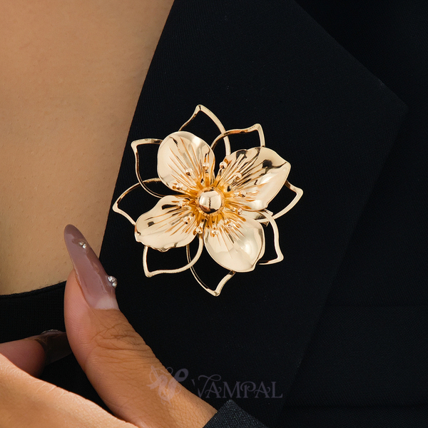 YLC-XZ-2310 Gold Brooch Retro Elegant Flower Brooch For Women