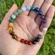 Regenbogen-7-Chakra-Armband aus natürlichem Stein mit Perlen