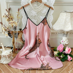 P398 Pink Leopard