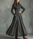 Französisches Vintage-Kleid aus Wildlederimitat mit Spitzenbesatz