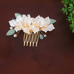 Camellia -- Hair Comb One Piece