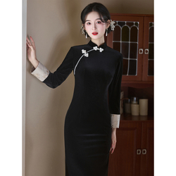 Floral And Bird Pattern - Black