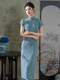 Vintage literarisches blaues Qipao Jacquard Baumwollkleid