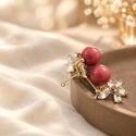 Roter Edelstein-Ohrstecker Rote Perlen-Rheinstein-Blumen-Ohrringe