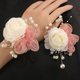 Milchige Rosen-Boutonniere und Armbandblumen-Set für die Hochzeit