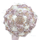 Bouquet de roses artificielles ruban vert foncé avec papillon strass et décorations perles