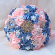 Bouquet de mariée en forme de cœur avec strass et perles et ruban