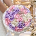 Ramo de novia de rosa de satén 3D con rhinestones