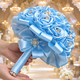 Bouquet de mariée en roses en ruban bleu clair avec perles et strass