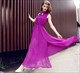 Plissiertes Chiffon-Prom-Kleid mit hohem Ausschnitt, Schlüsselloch und Schlitzen