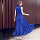 Plissiertes Chiffon-Prom-Kleid mit hohem Ausschnitt, Schlüsselloch und Schlitzen