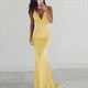 Ärmelloses bodenlanges Mermaid-Abschlussballkleid mit offenem Rücken