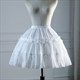 Kurzer verstellbarer flauschiger Petticoat mit Stäben