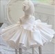 Satin Perlenverziertes Blumenmädchen-Kleid mit flauschigem Rock