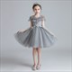 Blumenmädchen-Kleid aus Tüll mit Spitzenapplikation und Ärmeln