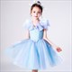Flower-Girl-Kleid aus Organza mit schulterfreiem Ausschnitt und Schmetterling