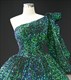 Ballkleid-Abendkleid mit Pailletten-Überzug und einer Rüschenärmel
