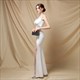 Illusion Ausschnitt Perlenverziertes rückenfreies Prom Dress