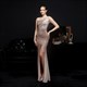 Ein-Schulter Pailletten Prom Dress mit Frontschlitz und Perlen