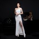 Ein-Schulter Pailletten Prom Dress mit Frontschlitz und Perlen